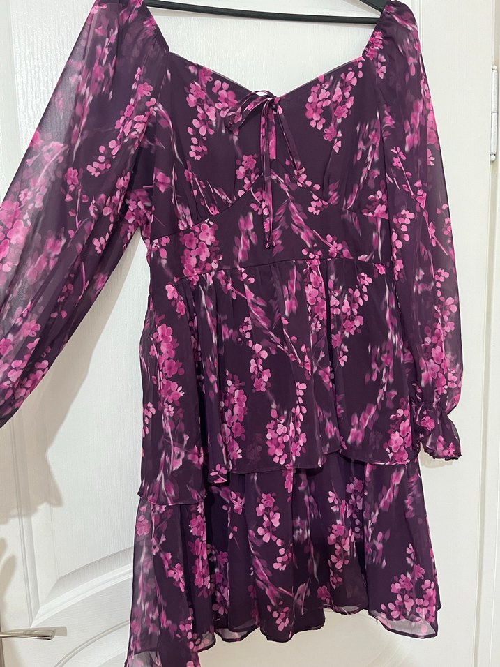 Mor Midi Elbise, Fırfırlı, V Yaka, Askılı Kol - Görsel 3