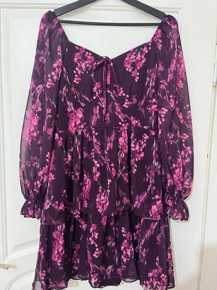 Mor Midi Elbise, Fırfırlı, V Yaka, Askılı Kol - Görsel 4