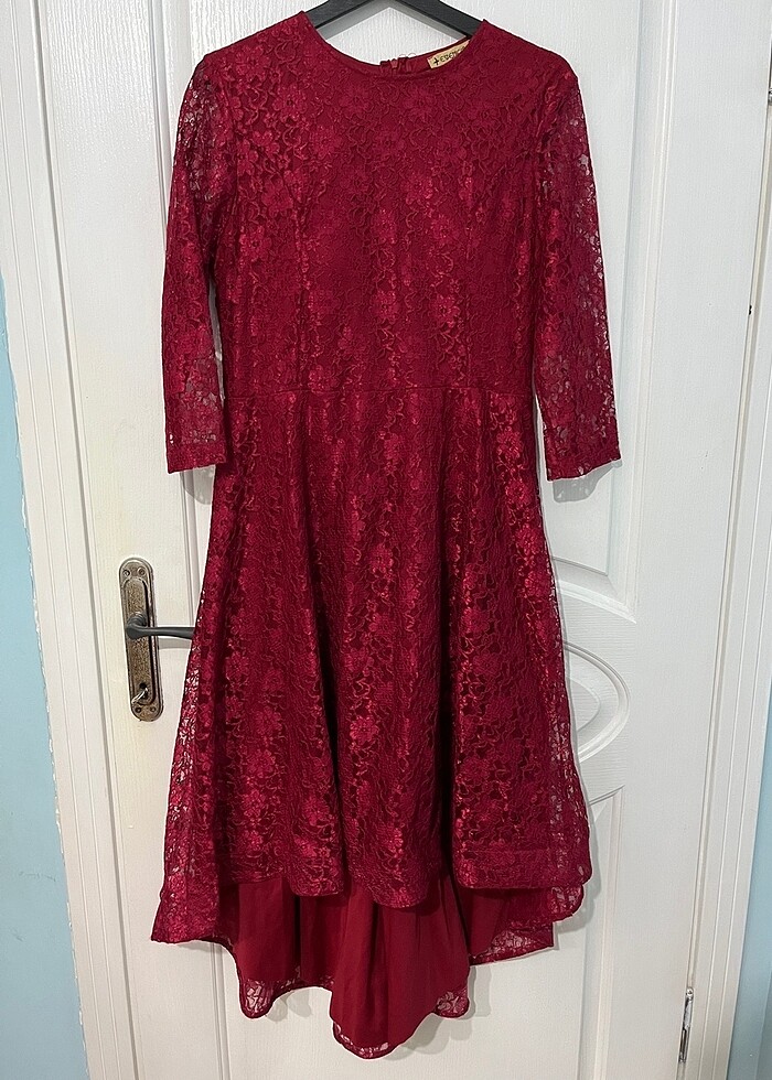 Kırmızı Dantelli Elbise - Görsel 2