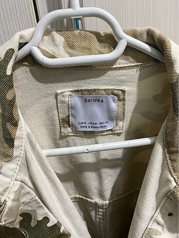 m Beden Bershka kamuflaj ceket