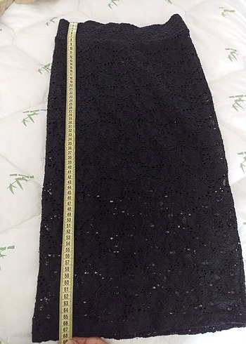 Dantel Detaylı Siyah Uzun Kalem Etek - Görsel 3