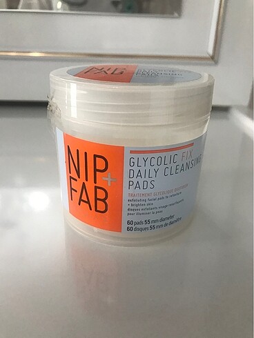 Nip+Fab yüz pedi