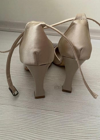 Saten Bej Yüksek Topuklu Kadın Abiye Ayakkabı - Görsel 2