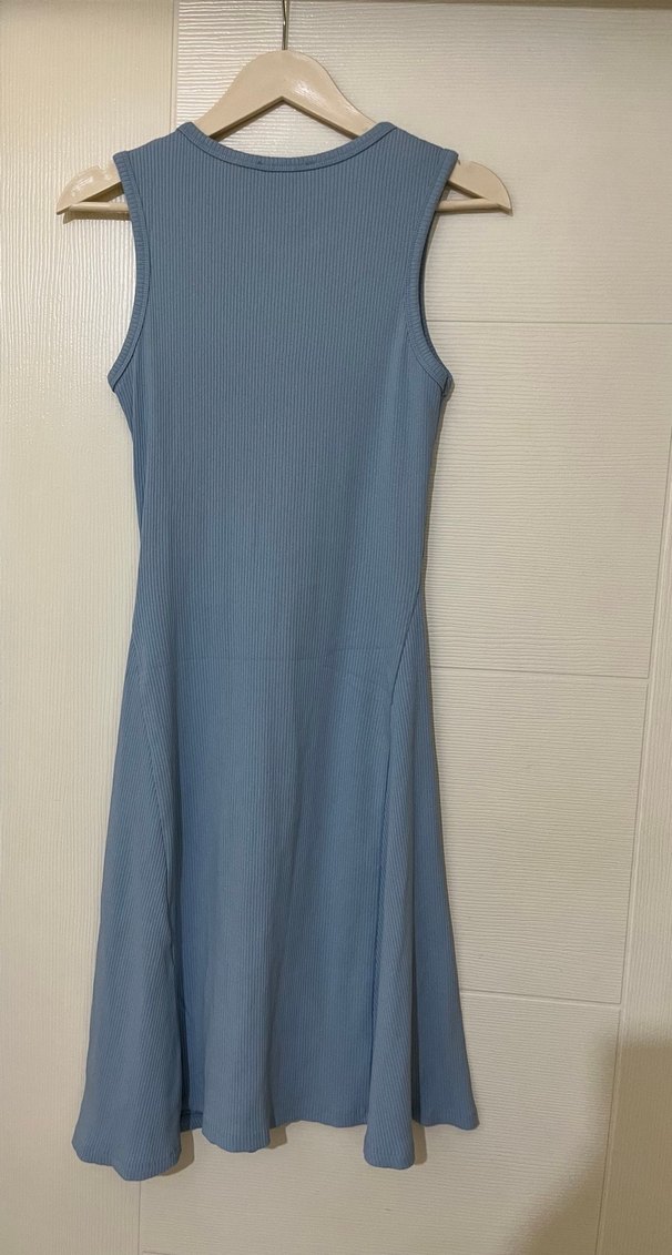 Mavi Uzun Kolluksuz Yüksek Yakalı Elbise - Görsel 2