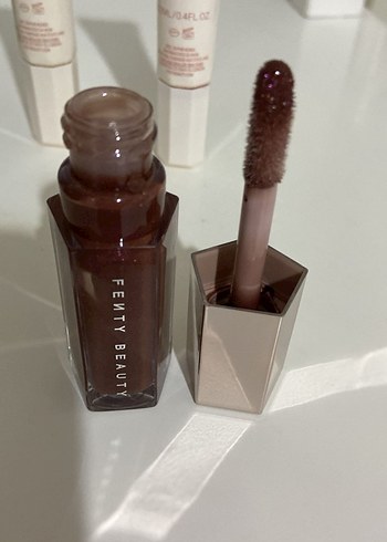 Fenty Beauty Dudak Parlatıcısı - Görsel 5