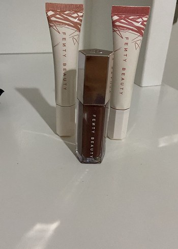 Fenty Beauty Dudak Parlatıcısı - Görsel 2