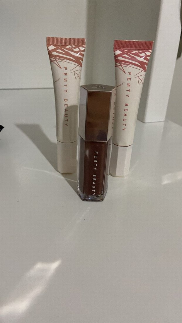 Fenty Beauty Dudak Parlatıcısı - Görsel 2