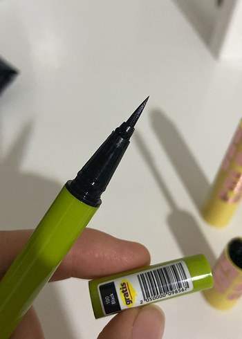 Maybelline Maskarave beaulis eyeliner - Görsel 2