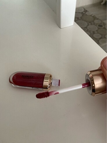 Beden Kiko gloss