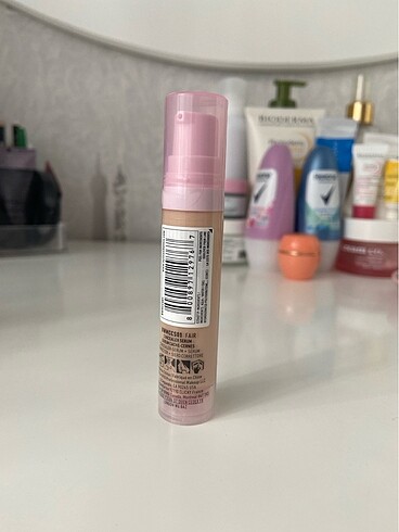 Beden Nyx kapatıcı
