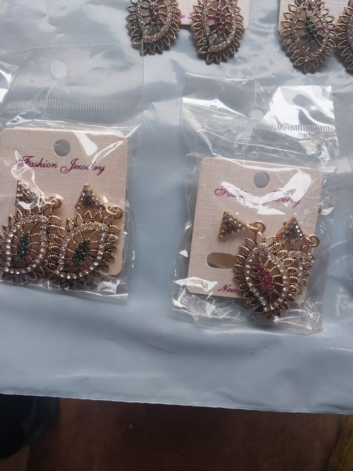 Renkli Mini Boncuklu Bohem Küpeler - Görsel 3