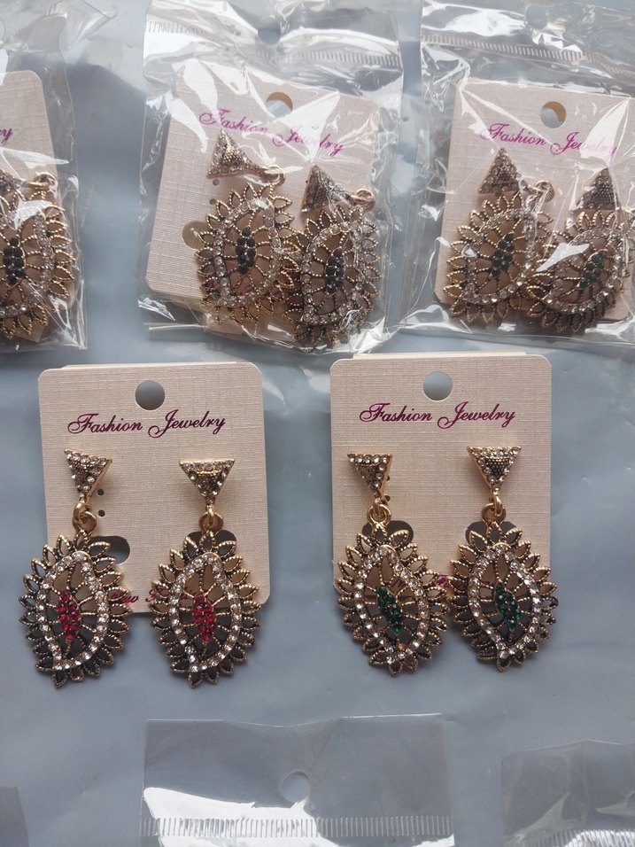 Renkli Mini Boncuklu Bohem Küpeler - Görsel 5