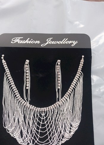 Beyaz Zincir Detaylı Kadın Takı Seti - Görsel 3