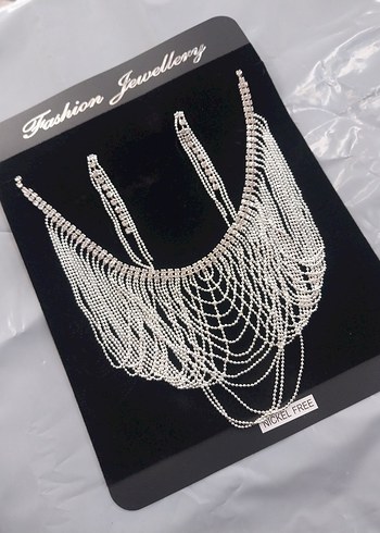 Beyaz Zincir Detaylı Kadın Takı Seti - Görsel 4