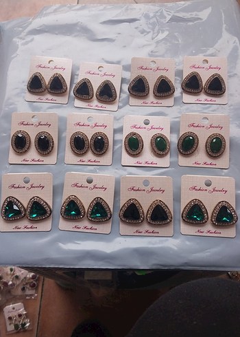 Renkli Boncuklu Kısa Kadın Küpeleri - Görsel 7