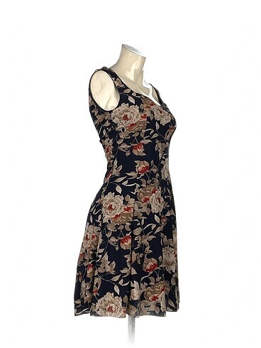 Vintage Love PreLoved Kısa Elbise %70 İndirimli.