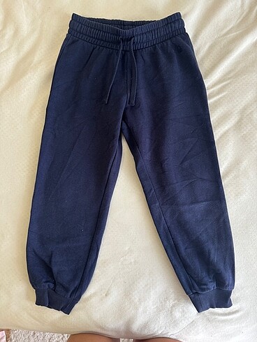 Benetton 5/6 yaş eşofman