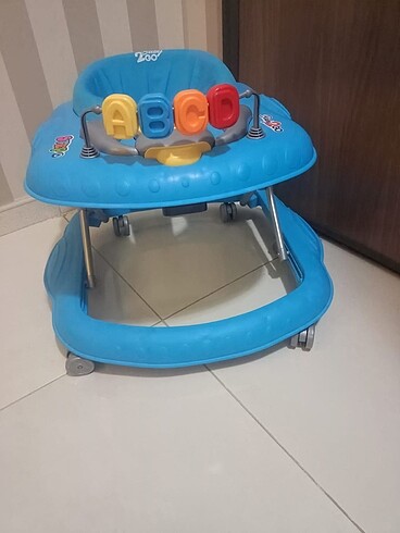 Baby2Go Sıfır ayarında Baby2go müzikli yürüteç