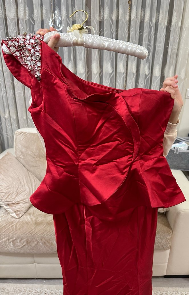 Kırmızı Drapeli Uzun Abiye Elbise (40 beden) - Görsel 3