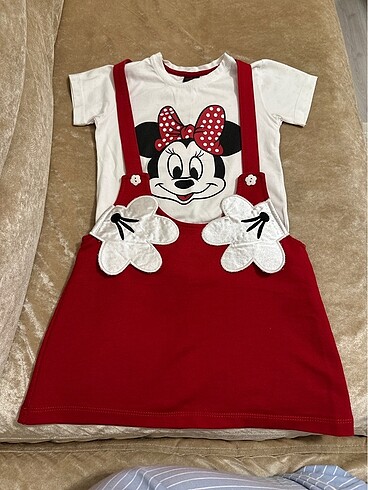 Kız çocuk Kırmızı, Minnie Mouse Etekli Alt Üst Takım 5-6 Yaş