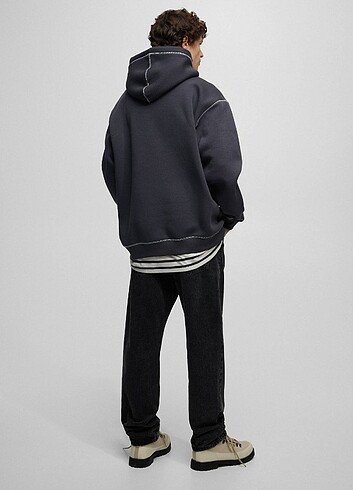 Pull and bear sweatshirt 