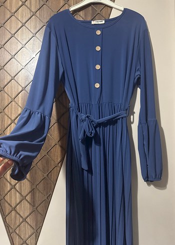 Kadın Mavi Uzun Pilili Elbise - Görsel 3