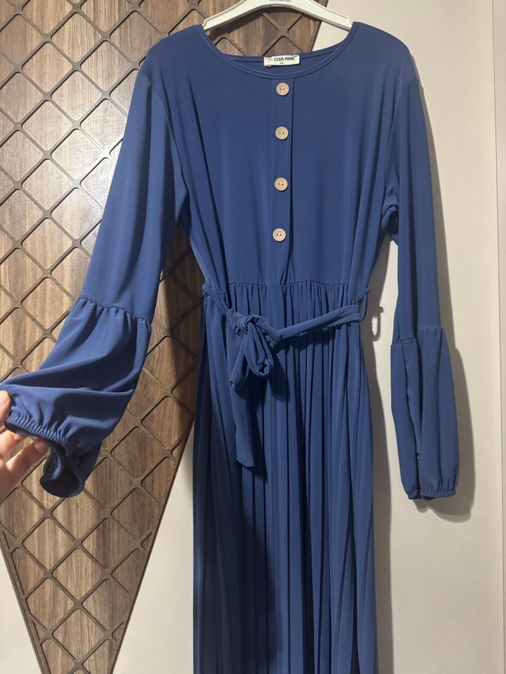 Kadın Mavi Uzun Pilili Elbise - Görsel 3