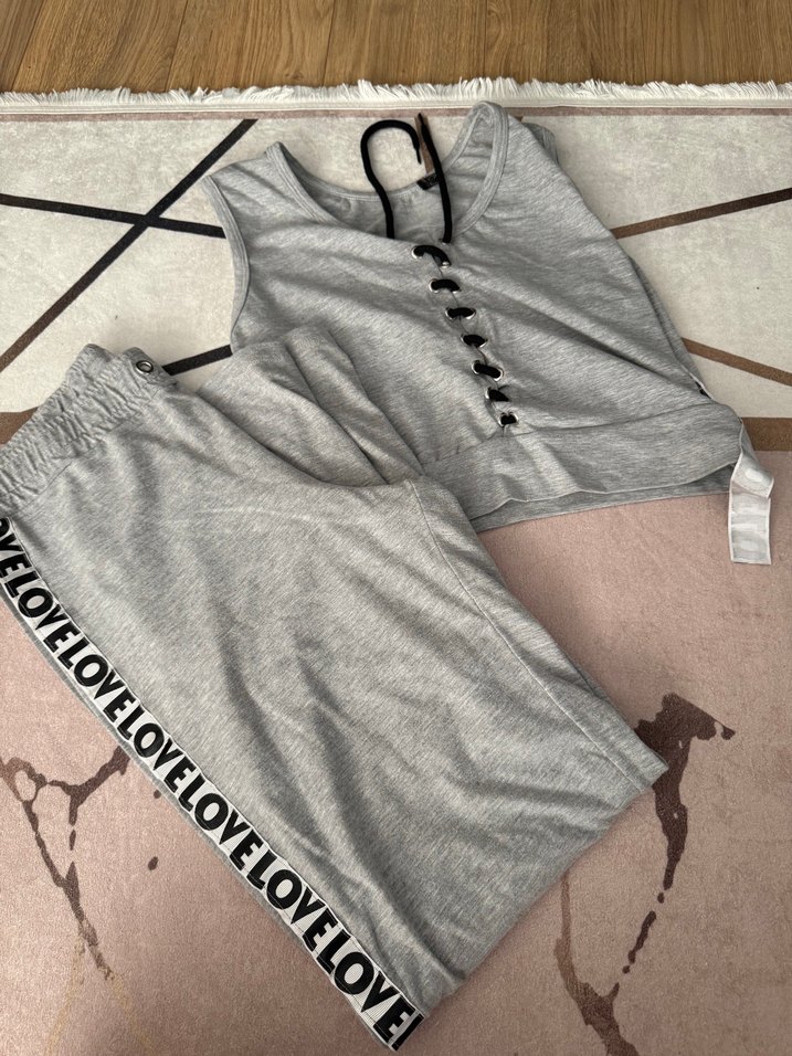 Gri Düğmeli Kadın Eşofman takımı - Görsel 3