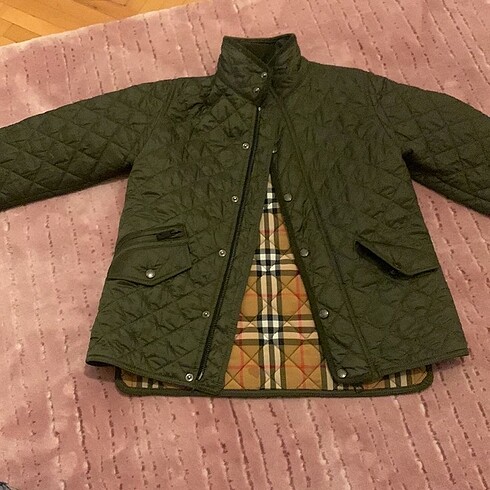 Burberry 8 yaş haki mont