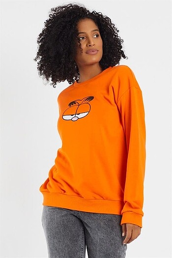 Garfield baskili swearshirt