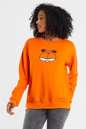 Diğer Garfield baskili swearshirt
