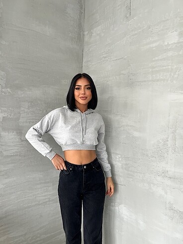 Kapşonlu Crop Swearshirt