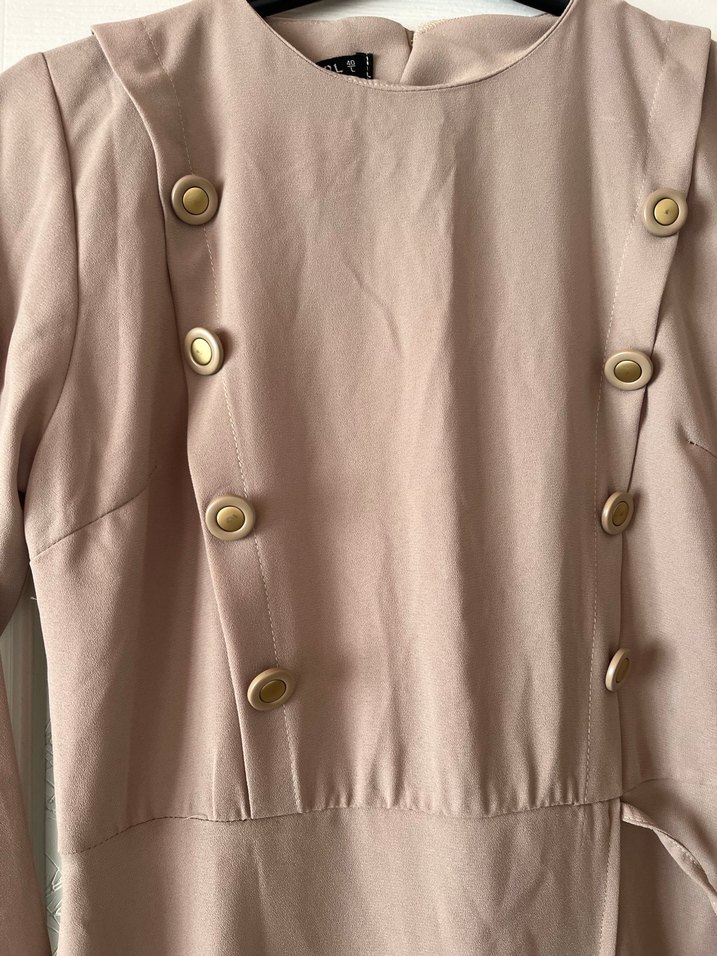 Bej Düğmeli Uzun Kollu Kadın Elbise - Görsel 2