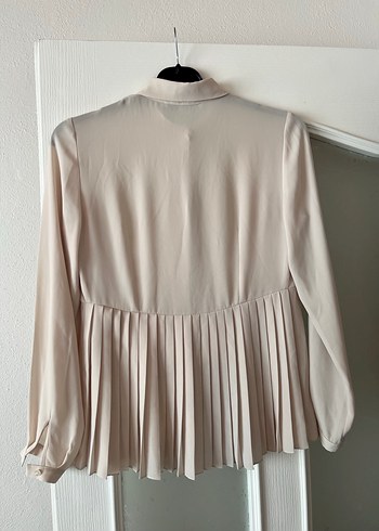 Bej Düğmeli Kadın Gömlek - Görsel 3