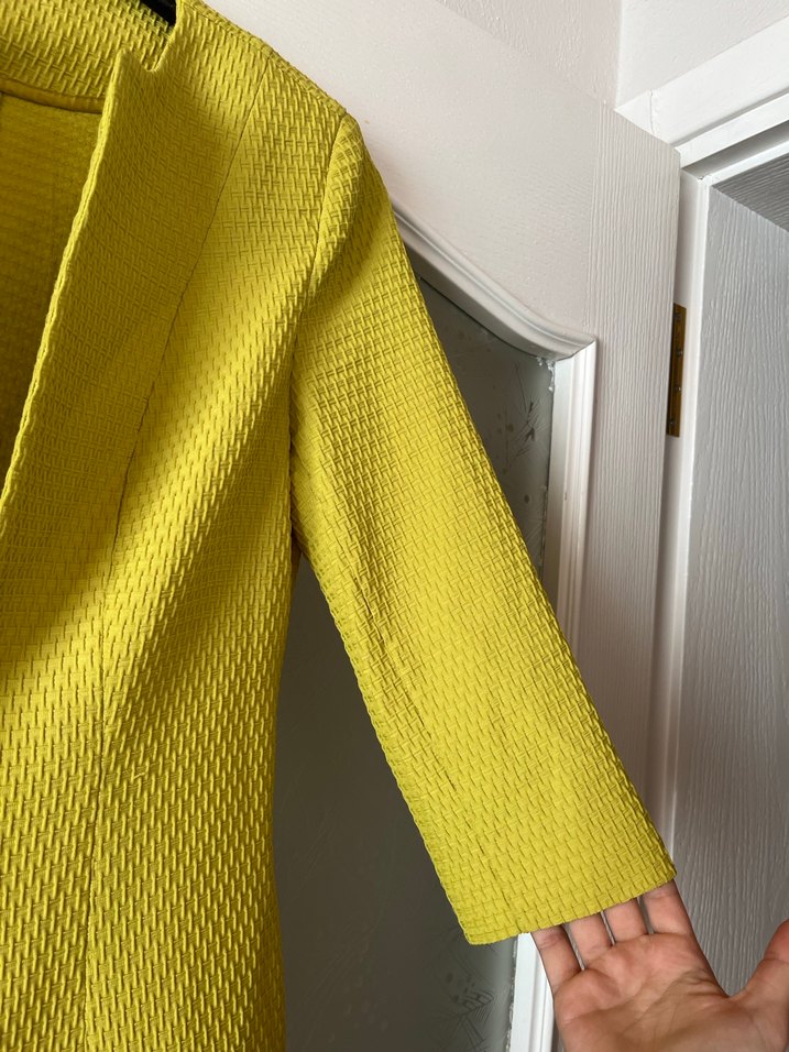 Sarı Düğmeli Kadın Blazer - Görsel 4