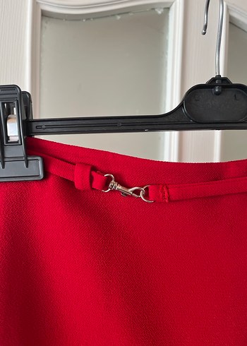 Kemer Detaylı Kırmızı Midi etek - Görsel 5