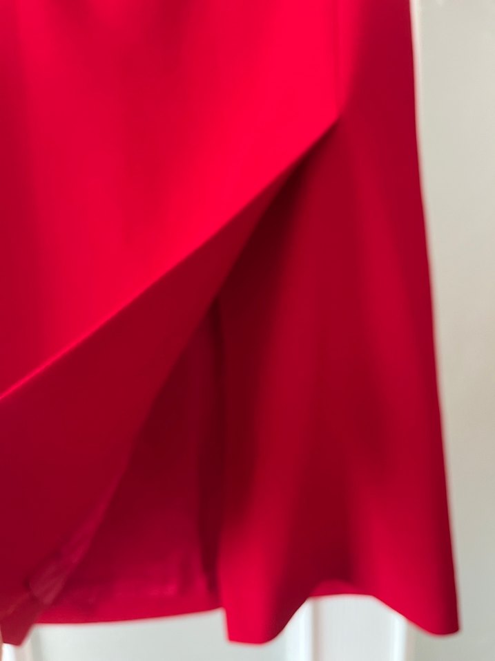 Kemer Detaylı Kırmızı Midi etek - Görsel 2