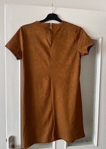 Kısa Kollu V Yaka Kahverengi Süet Elbise - Görsel 2