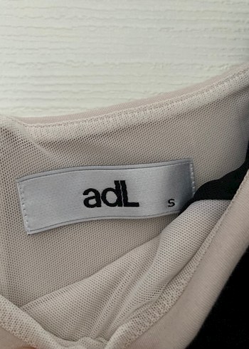 Siyah Elbise - Görsel 4