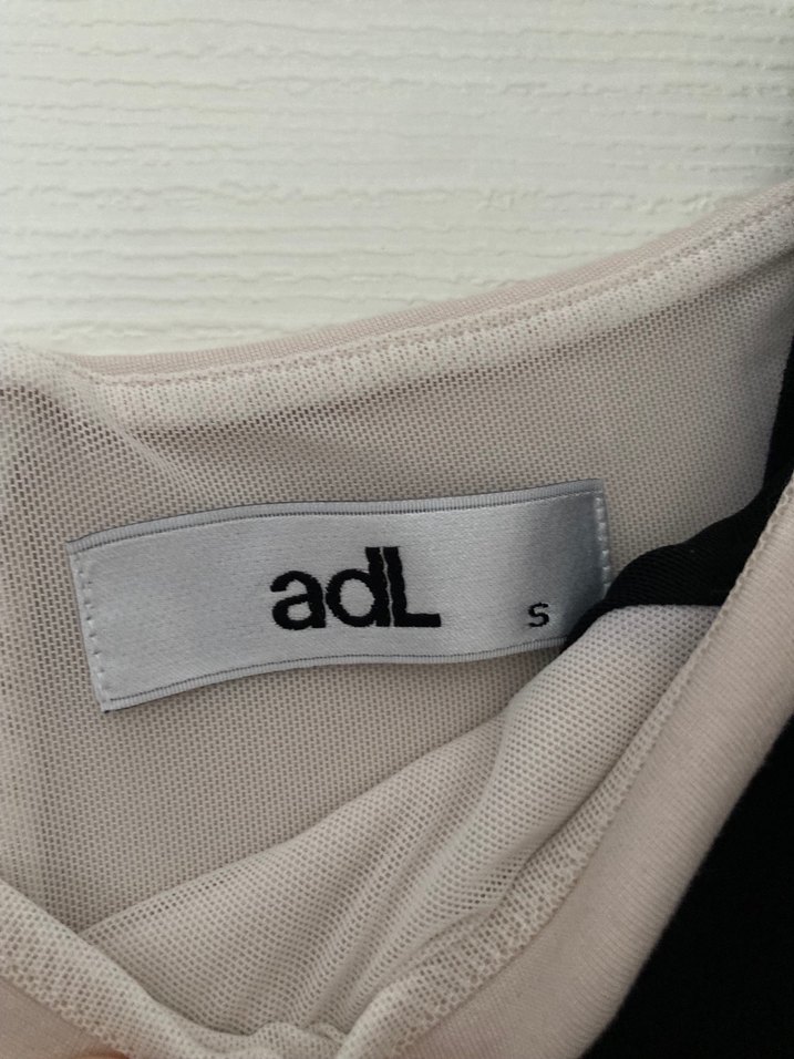 Siyah Elbise - Görsel 4