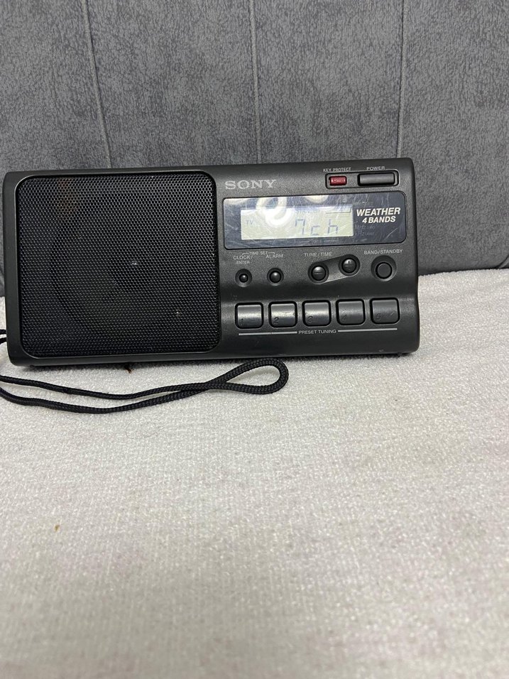 Sony Siyah Taşınabilir Radyo - Görsel 2