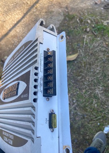 Harward HR-N405 Araç Ses Sistemi Amplifikatörü - Görsel 2