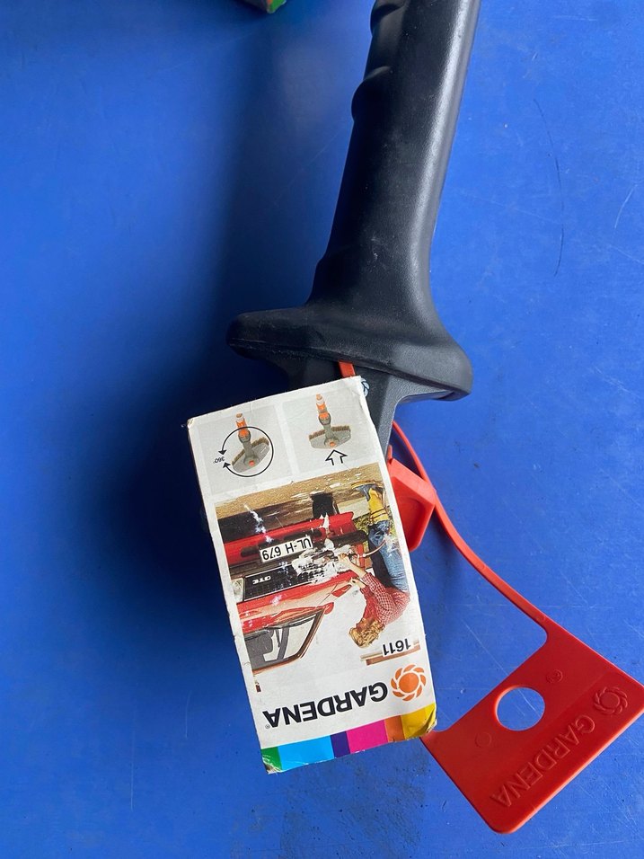 Gardena  Alman Siyah Elektrikli Temizlik Fırçası - Görsel 3