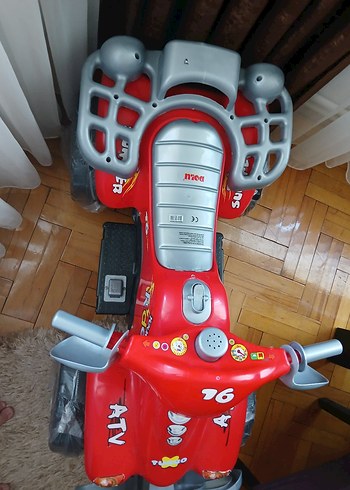 Beden kırmızı Renk Kırmızı Elektrikli ATV Çocuk Araba