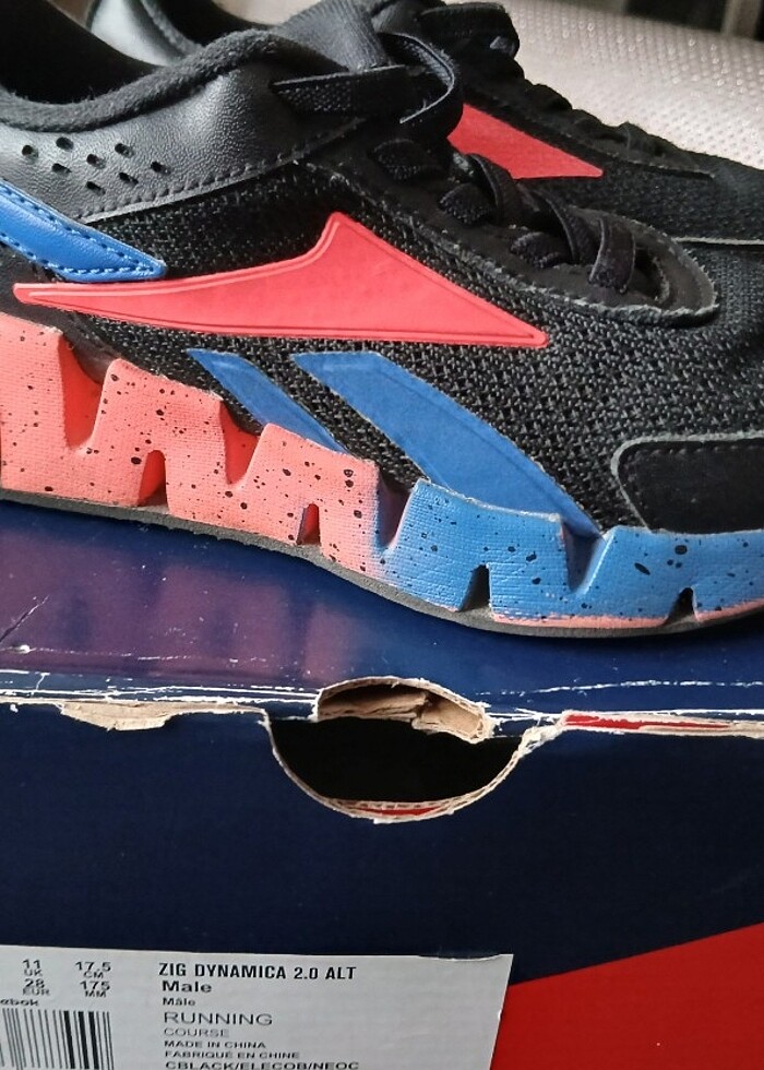 Reebok spor ayakkabı 28 numara - Görsel 5