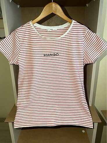 Mango Mango tshirt