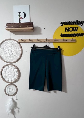 Kadın Kemerli Koyu Mavi Bermuda Şort - Görsel 3