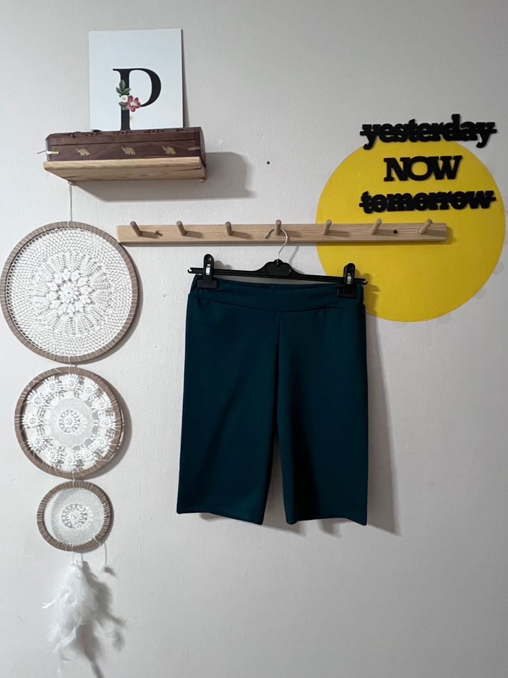 Kadın Kemerli Koyu Mavi Bermuda Şort - Görsel 3