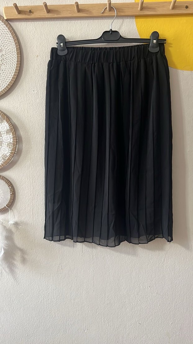 42 | Trendyol | Siyah Pileli Şifon Etek - Görsel 3