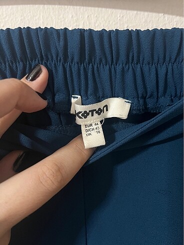 44 Beden Havuç Pantolon